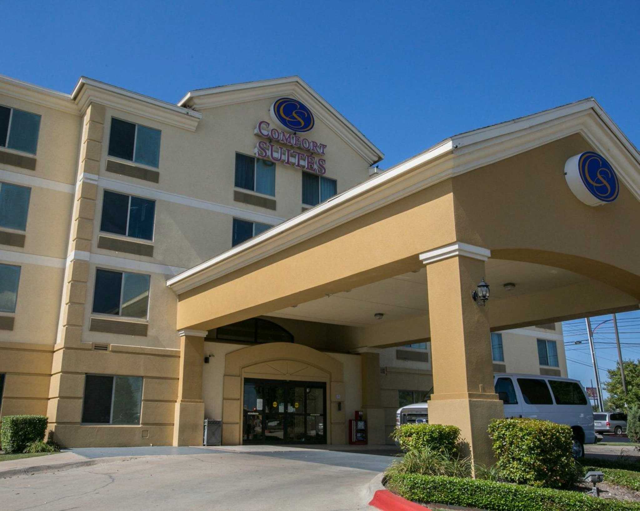 Comfort Suites Austin Airport